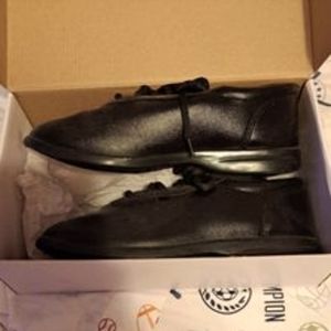 Speedsters marching shoes black